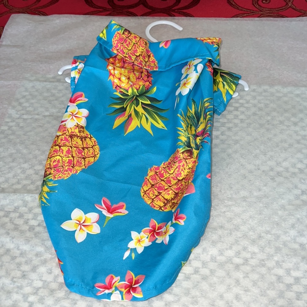 Dog Hawaiian shirt size M